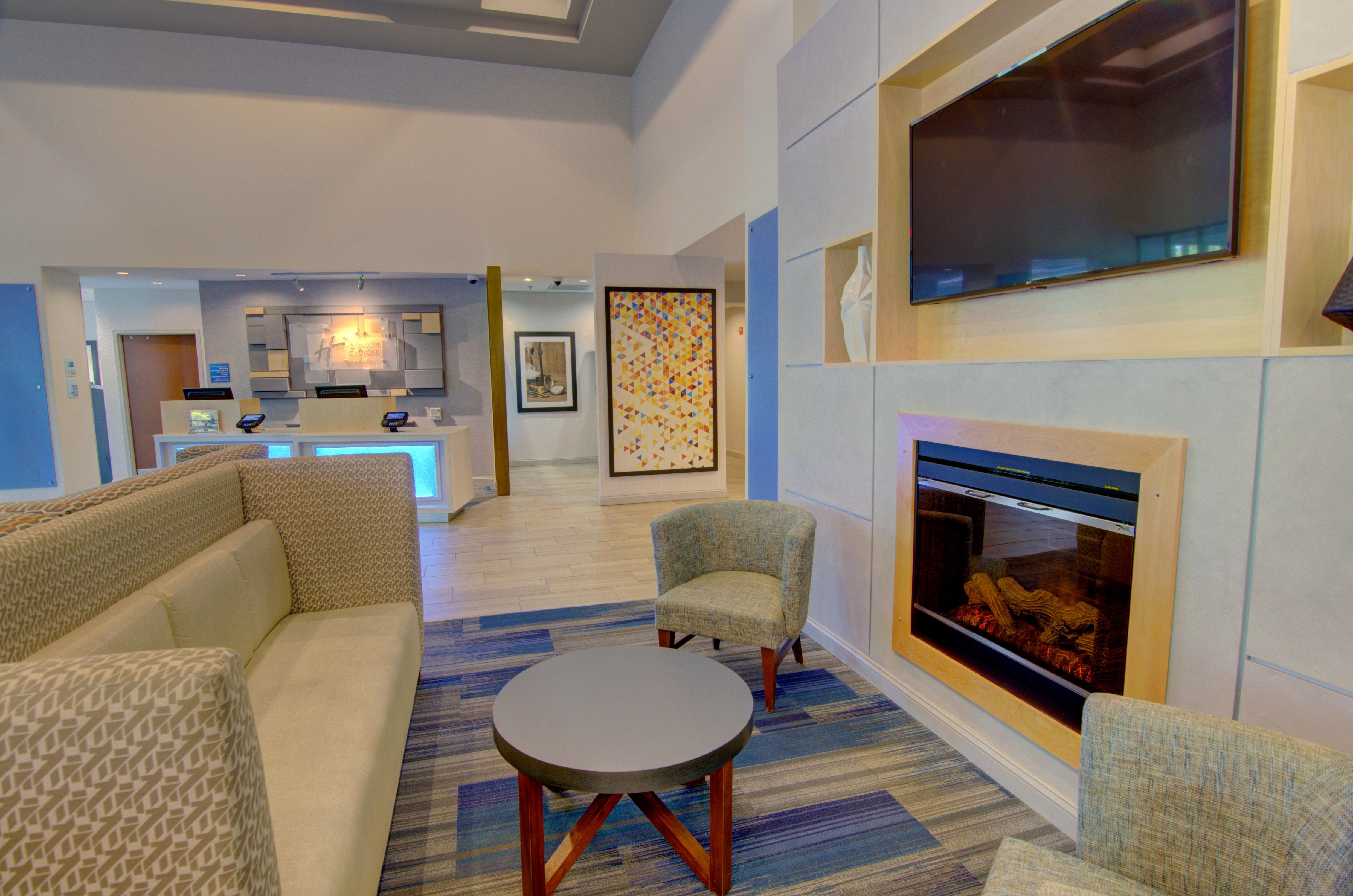 Holiday Inn Express Blacksburg By Ihg Eksteriør bilde